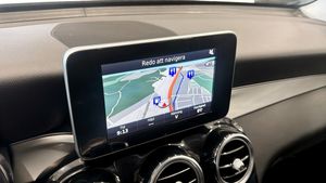 Mercedes GLC250 bild 15