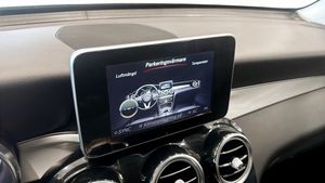 Mercedes GLC250 bild 16