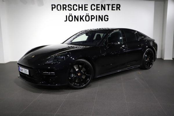 Porsche Panamera 4 E-Hybrid 470 hk - 2026