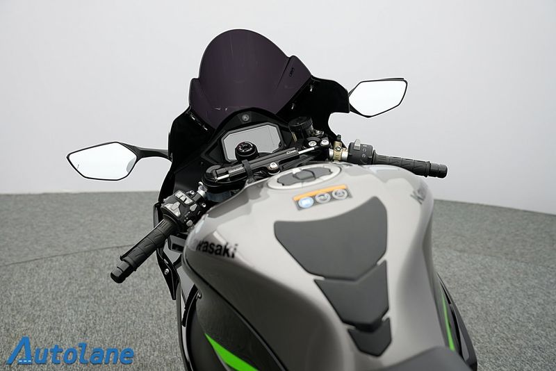 Kawasaki Ninja ZX bild 22
