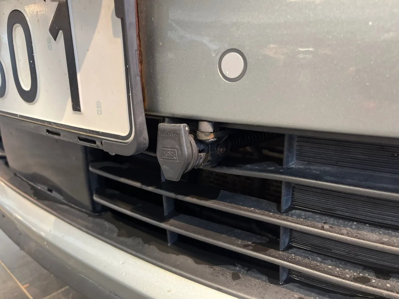 Vehicle image 21