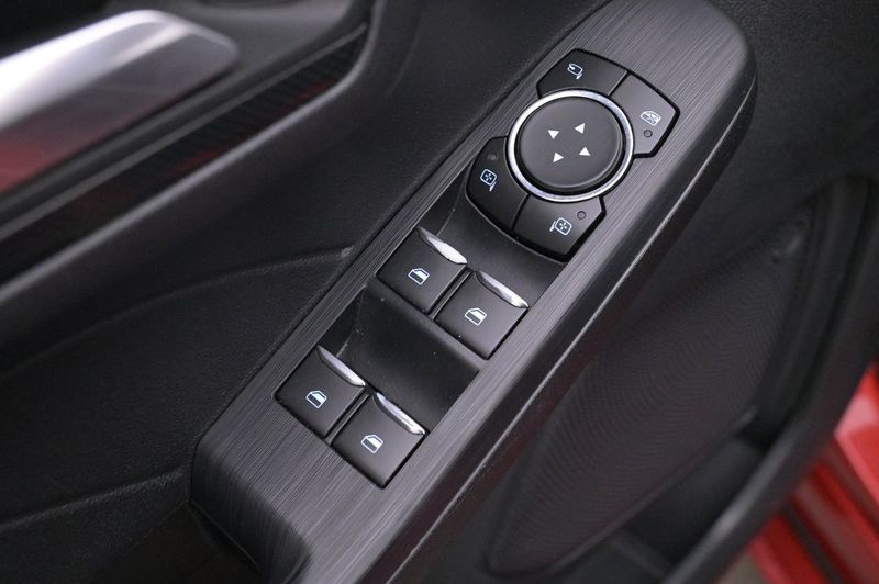 Ford Kuga bild 11