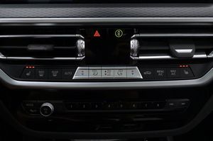 BMW iX3 bild 16