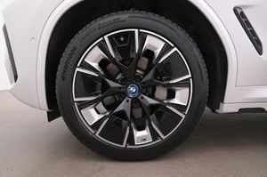 BMW iX3 bild 27