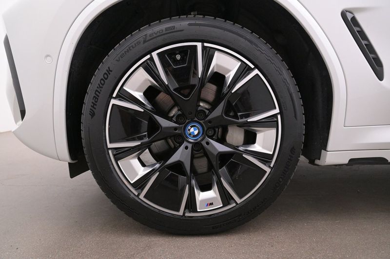 BMW iX3 bild 27