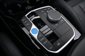 BMW iX3 bild 17