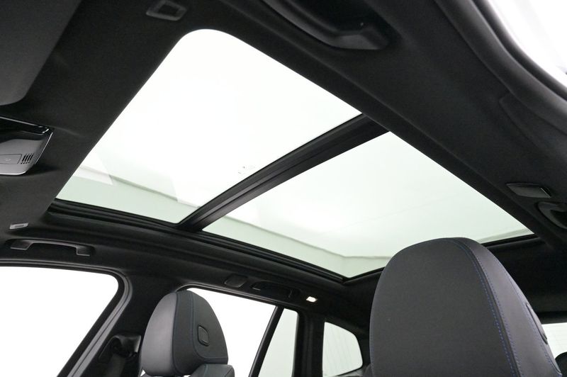 BMW iX3 bild 20