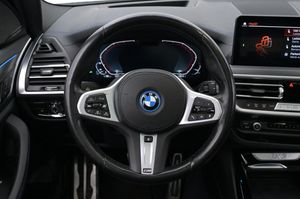 BMW iX3 bild 7