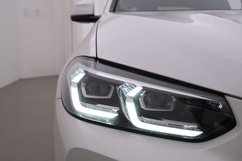 BMW iX3 bild 26
