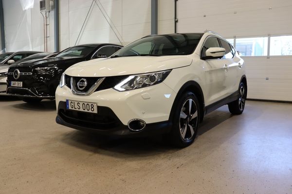 Nissan Qashqai 1.2 DIG-T XTRONIC-CVT 360° Pano Navi Keyless 115hk - 2016