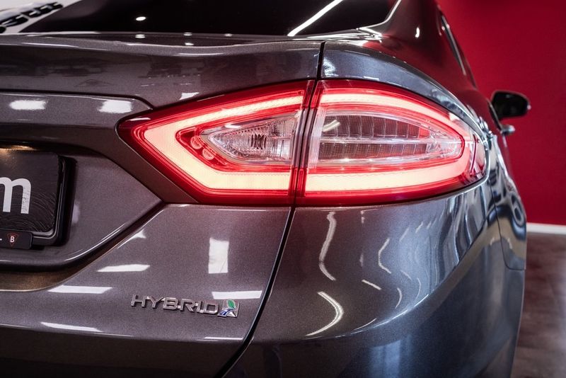 Ford Mondeo bild 8