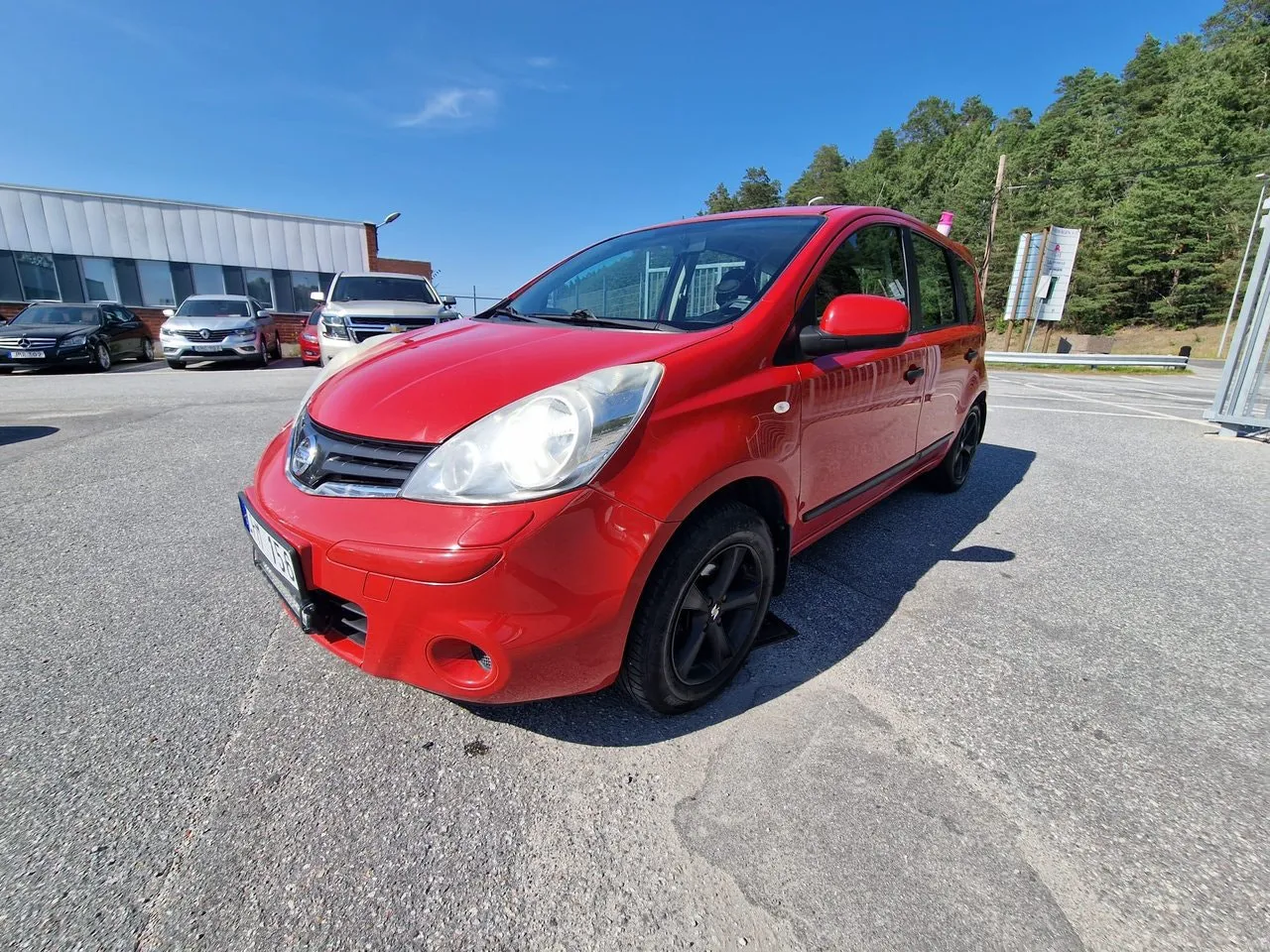 Vehicle image 1