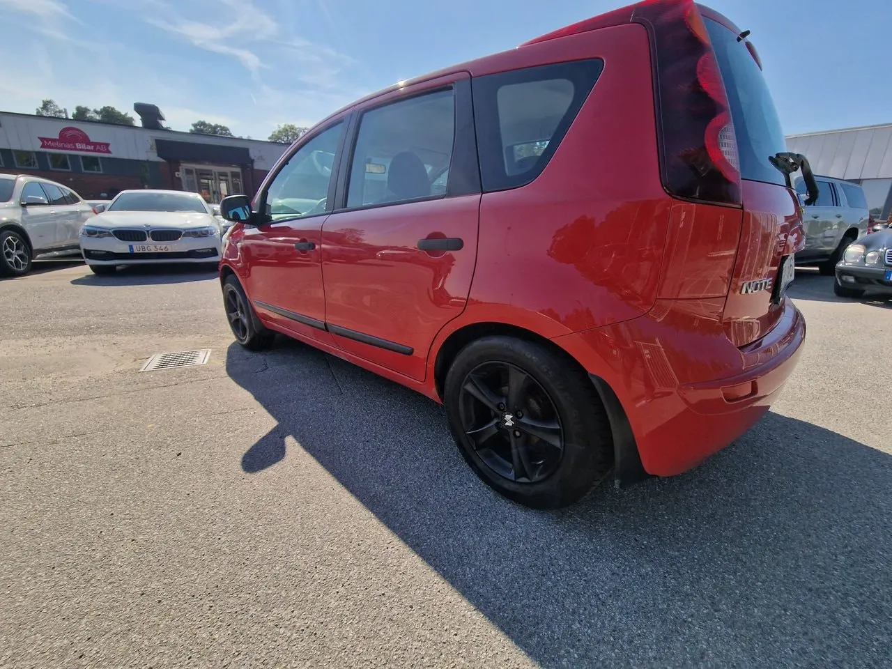Vehicle image 4
