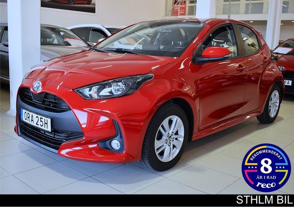 Toyota Yaris Hybrid CVT Active B-kamera Rattvärme Moms - 2023