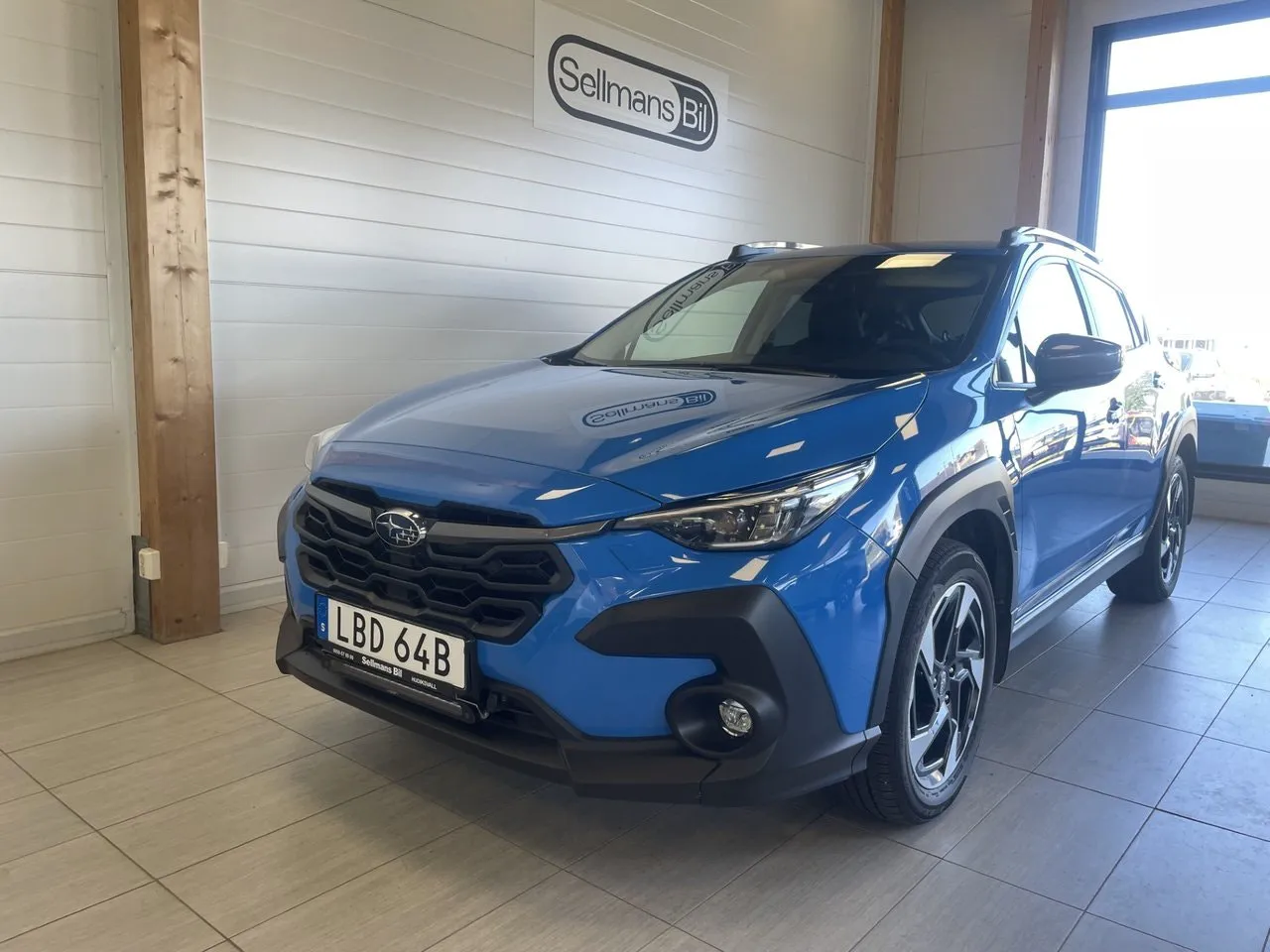 Vehicle image 1