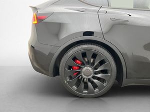 Tesla Model Y bild 26