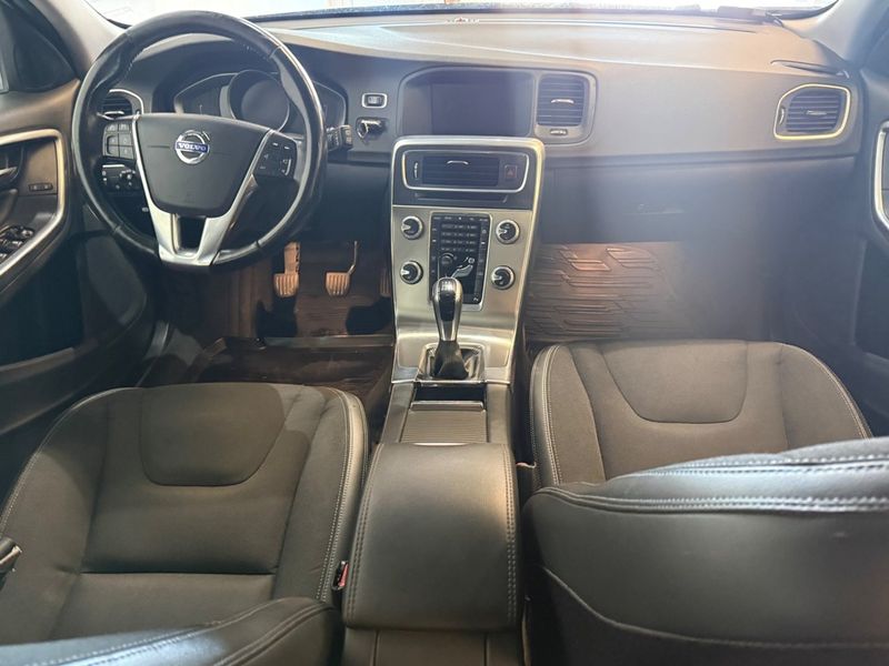 Volvo V60 bild 3
