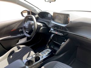 Peugeot e-208 bild 11