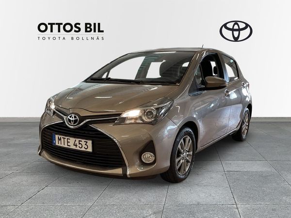 Toyota Yaris 5-dörrar 1.33 Dual VVT-i Manuell, 99hk - Active / V-hjul, MoK - 2015