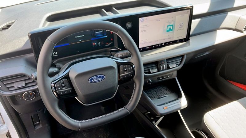 Ford Courier bild 4