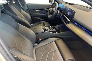 BMW 520 bild 13