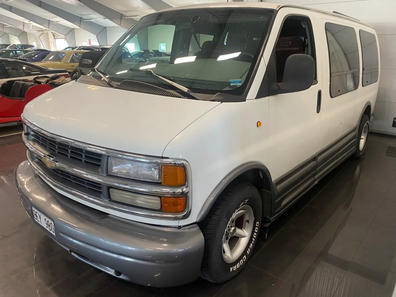 Vehicle image 3