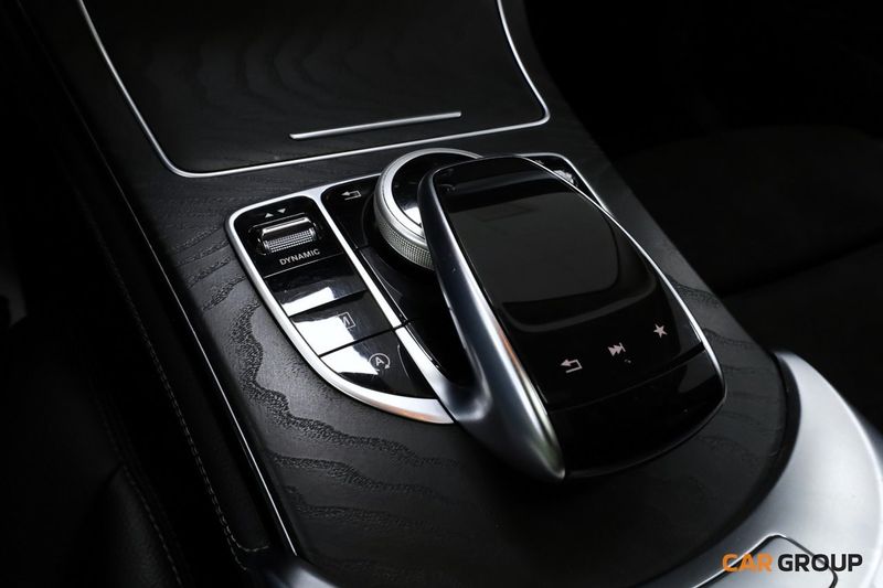 Mercedes GLC220 bild 19