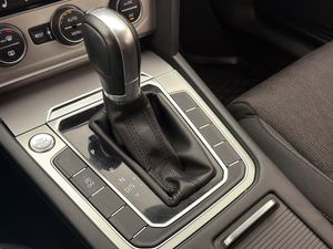Volkswagen Passat bild 19