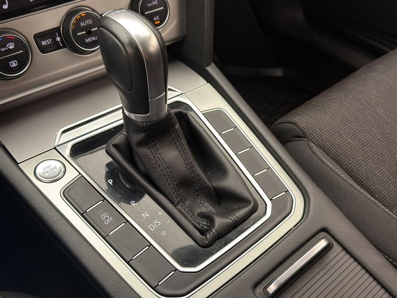 Volkswagen Passat bild 19