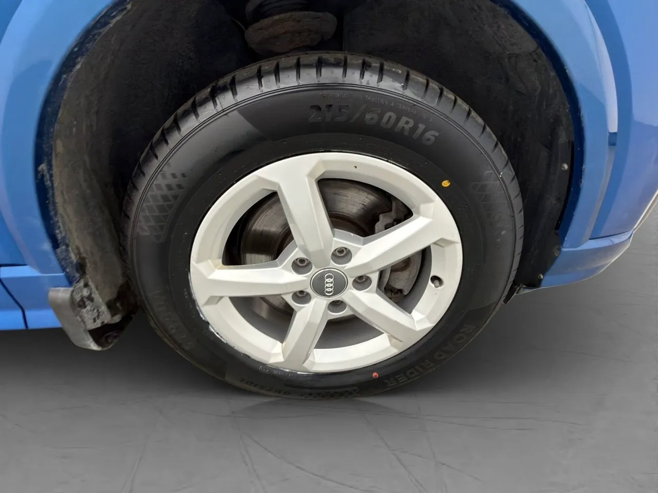Vehicle image 31