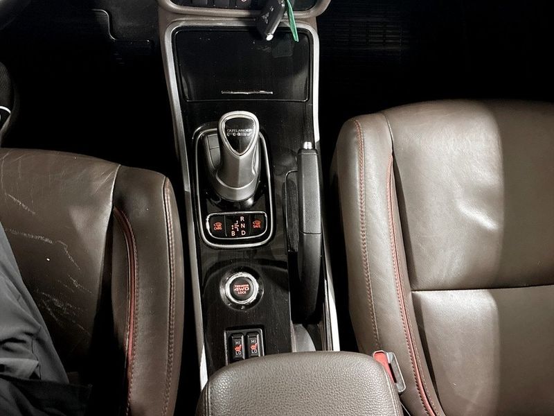 Mitsubishi Outlander bild 13
