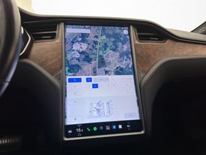 Tesla Model S bild 21
