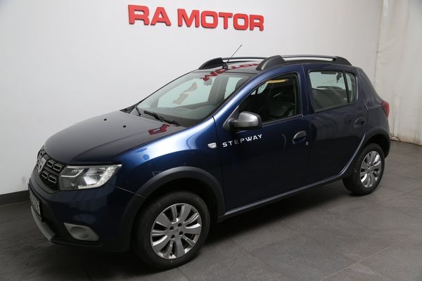 Dacia Sandero Stepway 0,9 TCe PhII Navi P-Sensorer Extraljus Motorvärmare - 2019