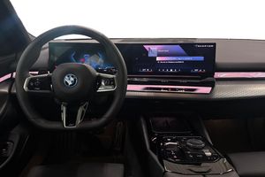 BMW 530 bild 8