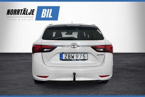 Toyota Avensis bild 7