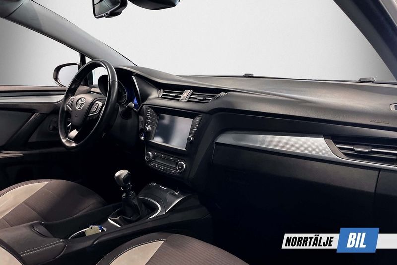 Toyota Avensis bild 11
