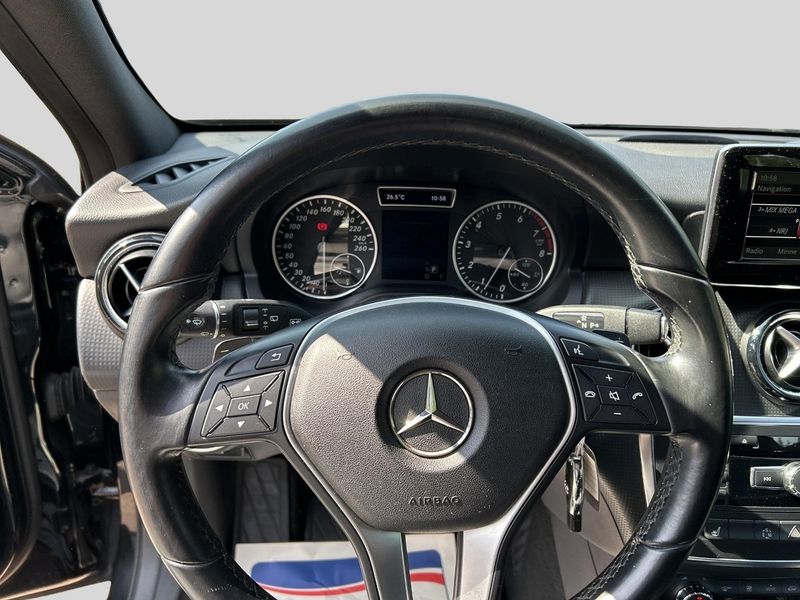 Mercedes A180 bild 9