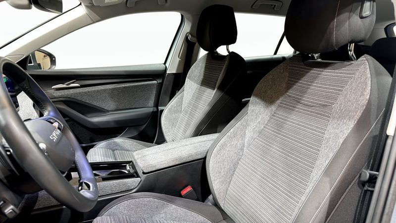 Skoda Superb bild 8