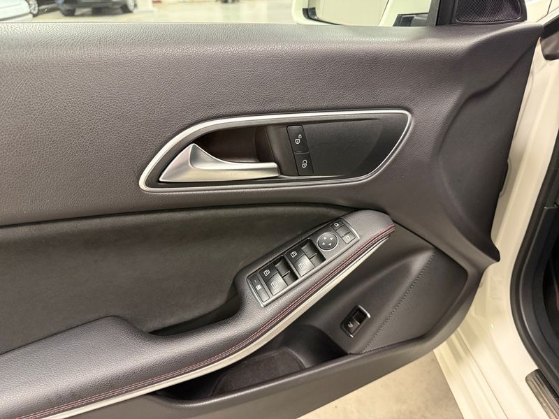 Mercedes CLA220 bild 9