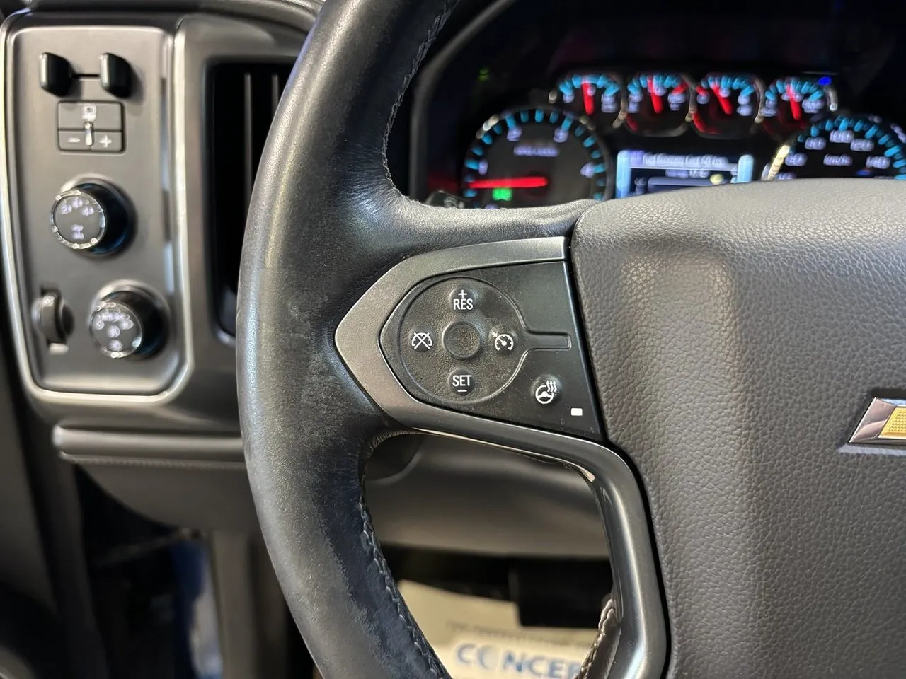 Vehicle image 18