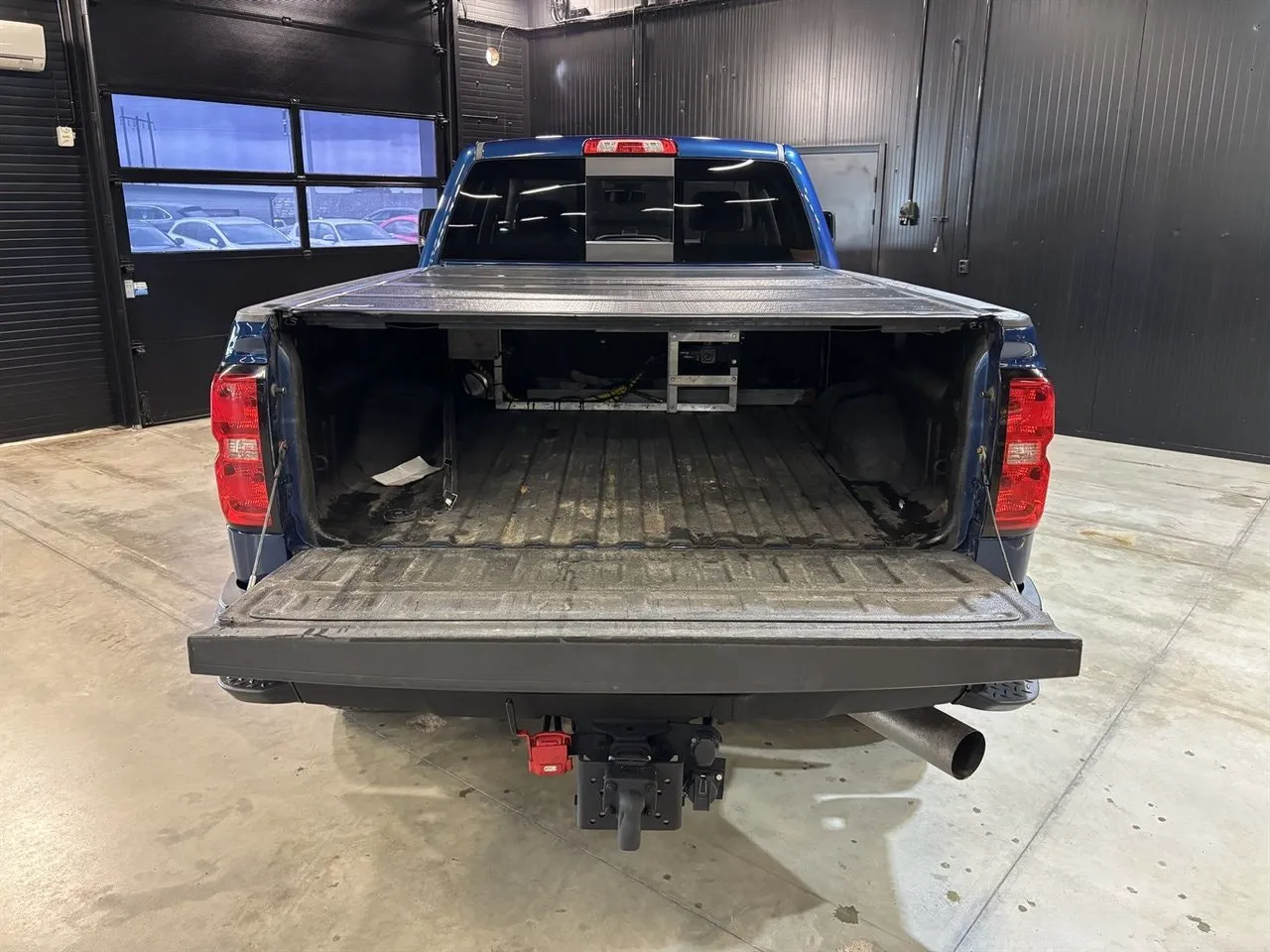Vehicle image 25