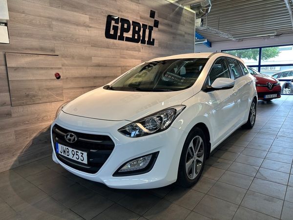 Hyundai i30 Kombi 1.6 GDI Comfort | Ny Servad - 2017