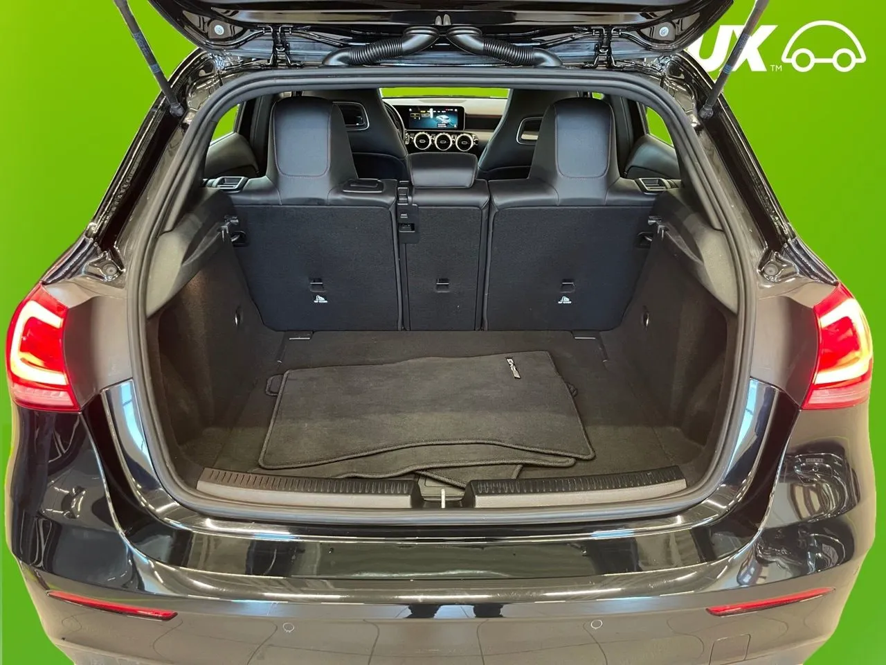 Vehicle image 16