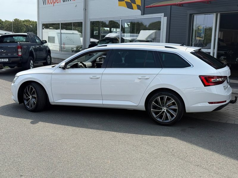 Skoda Superb bild 7