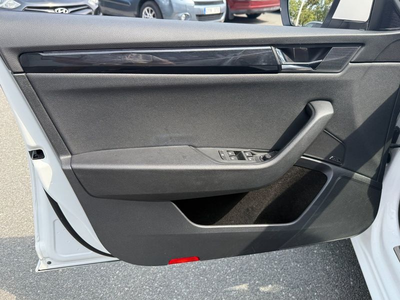 Skoda Superb bild 13