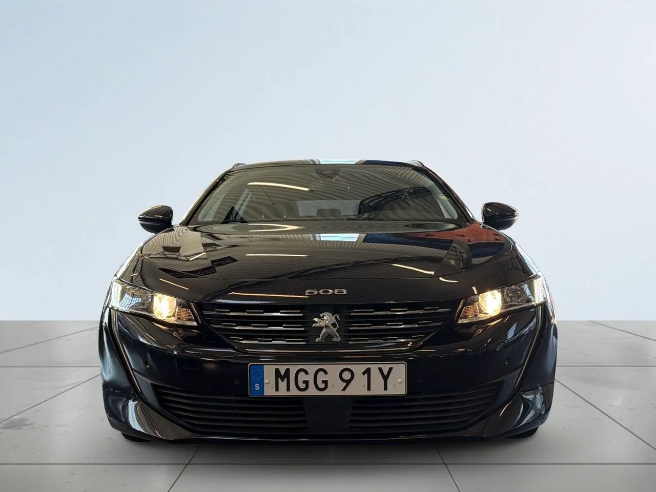 Vehicle image 1