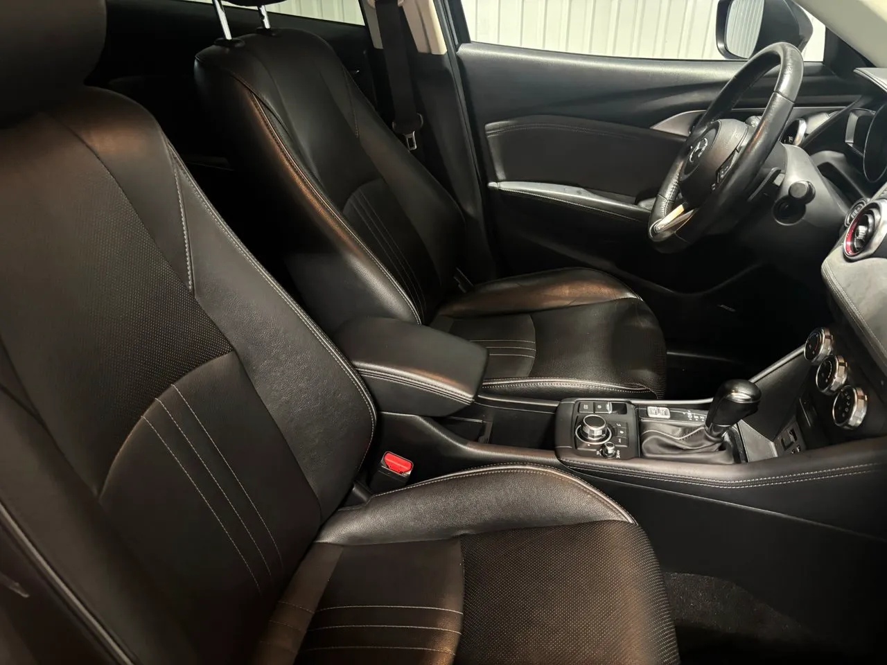Mazda CX-3 bild 9