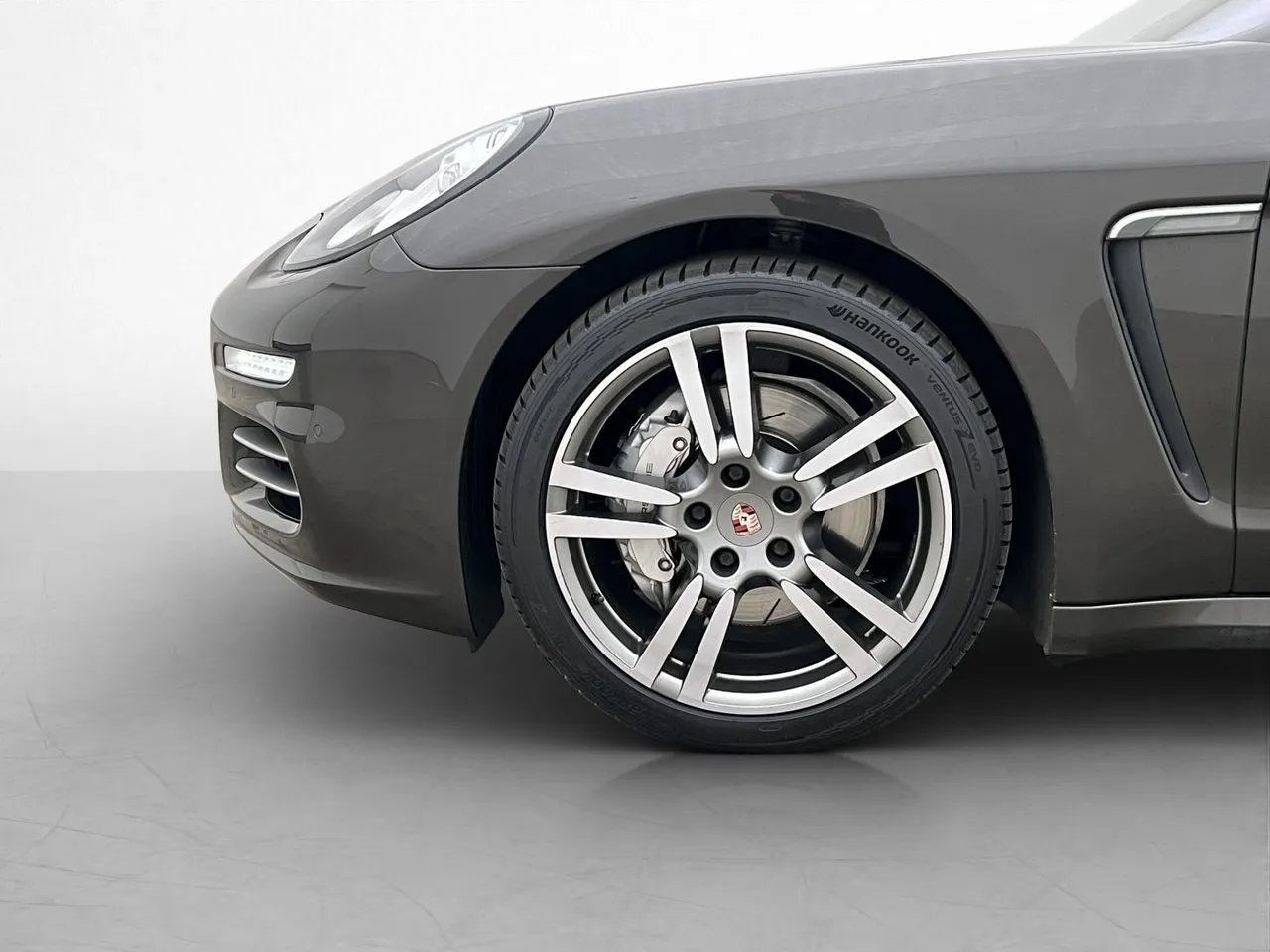 Vehicle image 36
