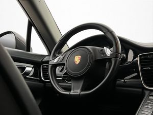 Porsche Panamera bild 18