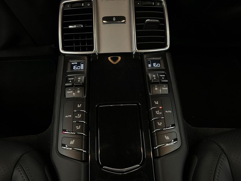 Porsche Panamera bild 33
